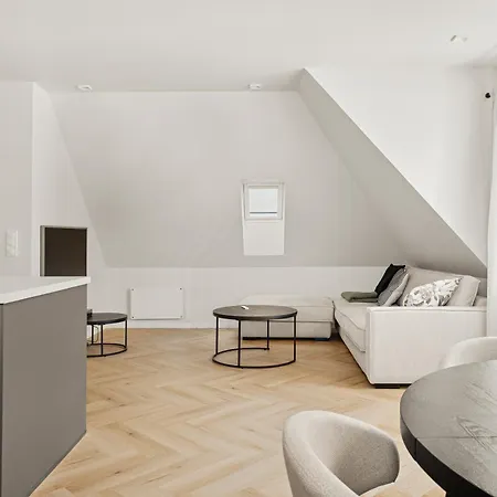 Living Apartment *